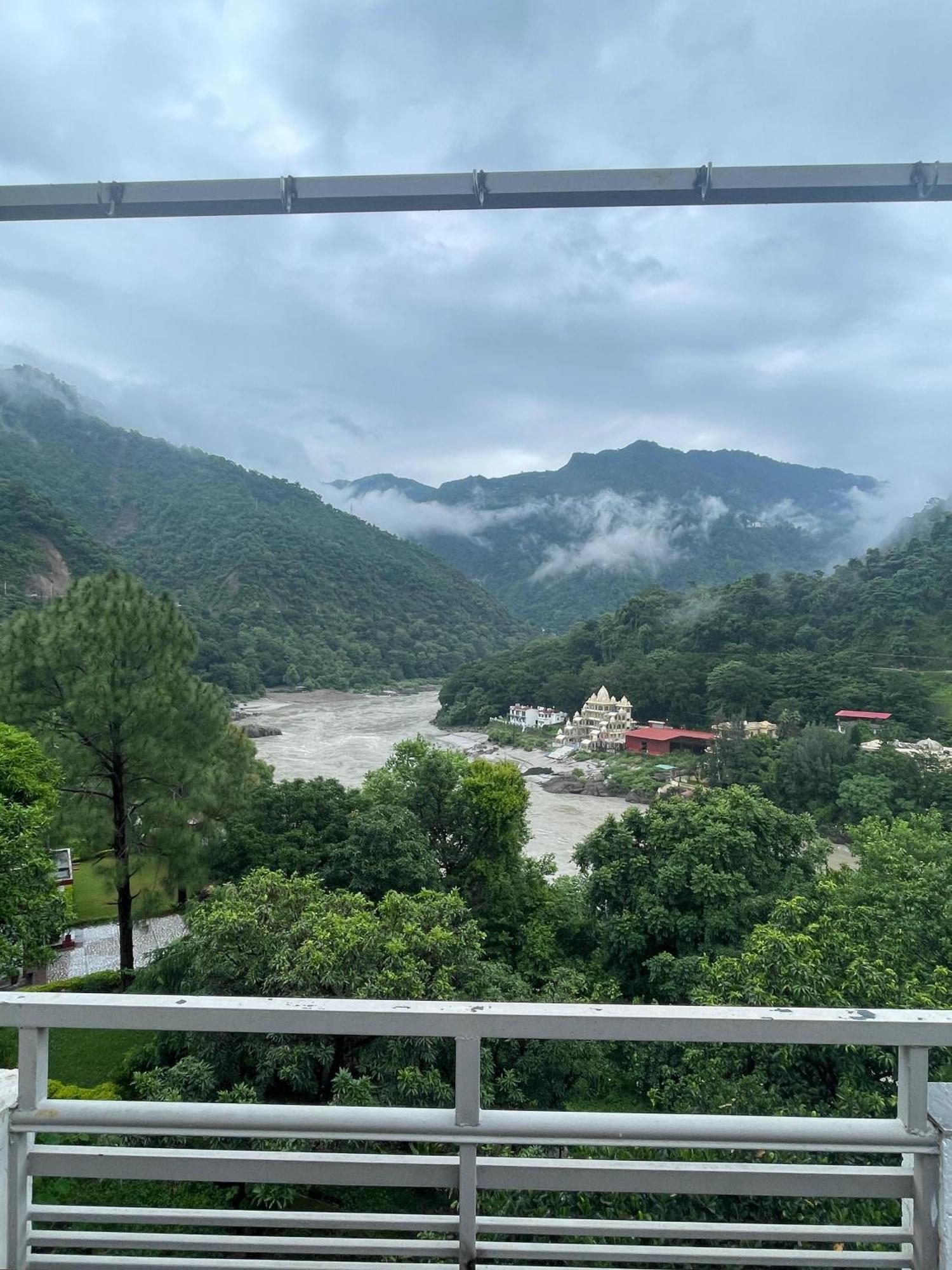 Art Bliss Hostel Rishikesh Ngoại thất bức ảnh